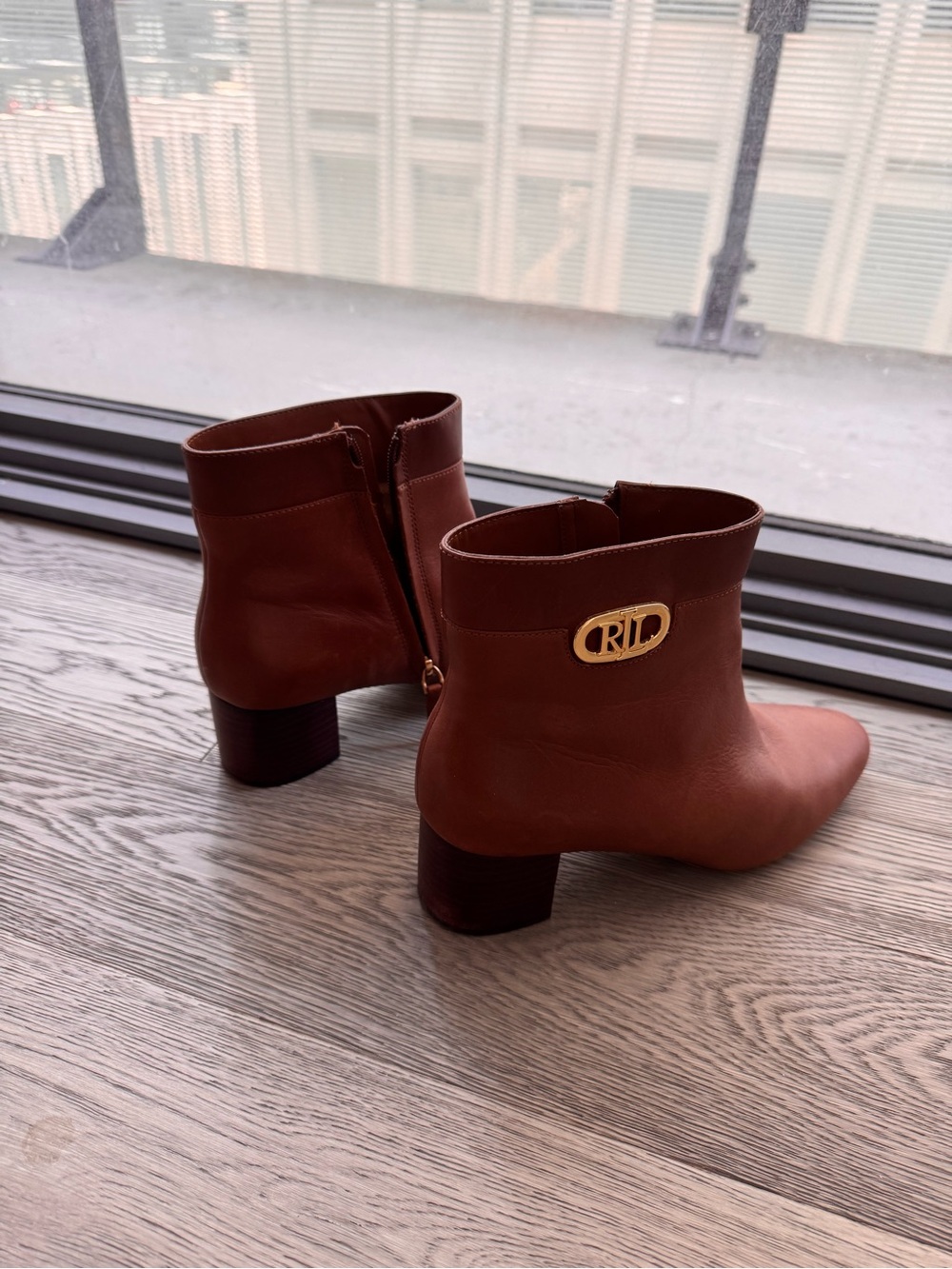 Ralph Lauren Brown Leather Boots with Gold Logi - Picture 3 of 6